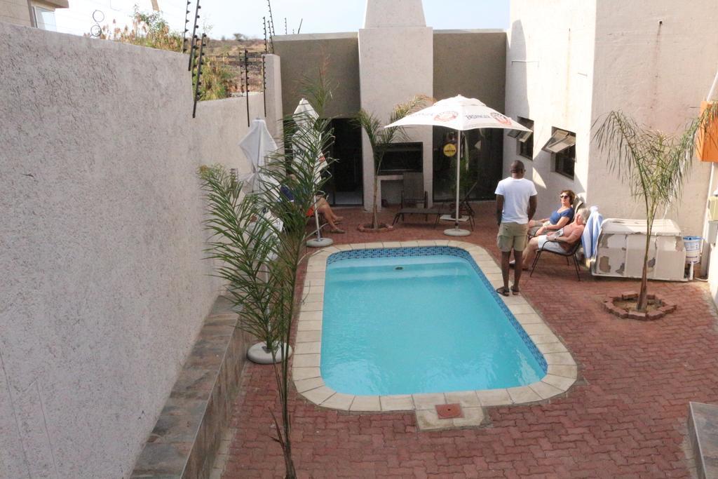 Discovery Guest House Windhoek Exteriör bild